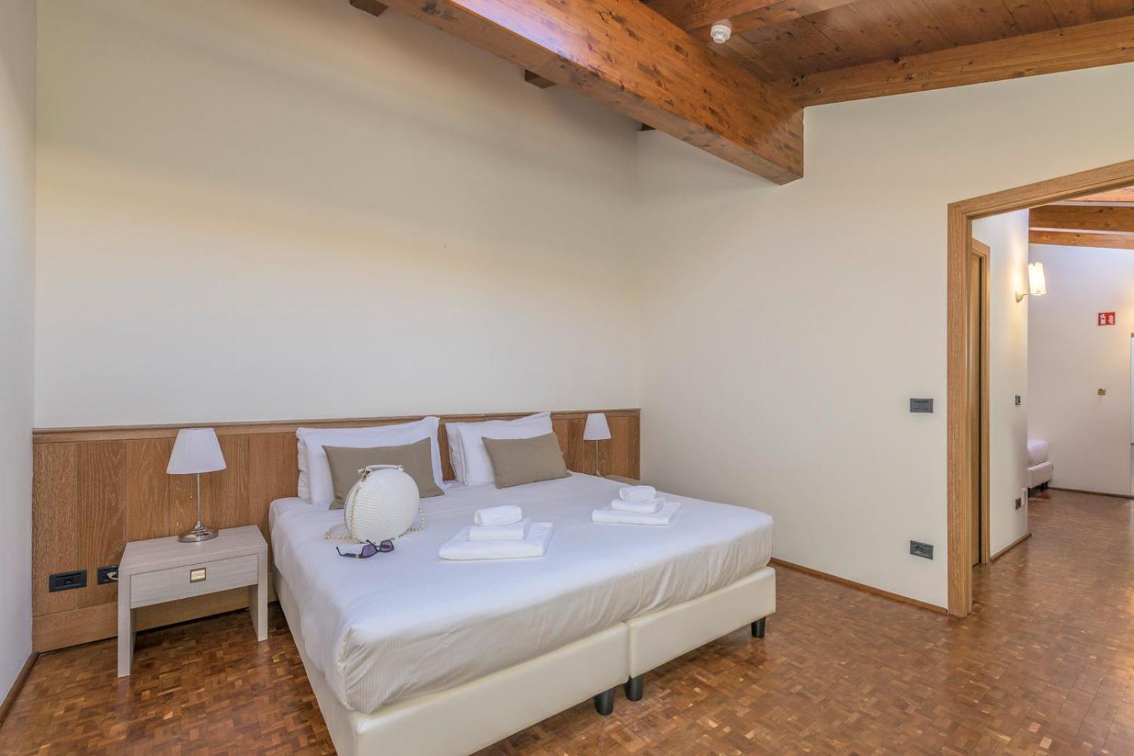 Hotel Golf Inn Lignano Sabbiadoro Bagian luar foto