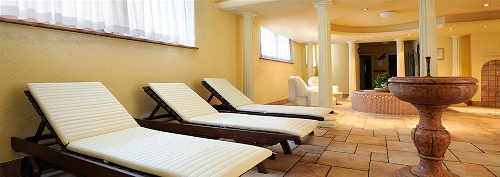 Hotel Golf Inn Lignano Sabbiadoro Bagian luar foto